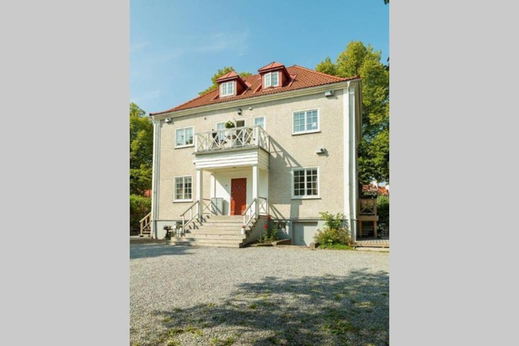 Central Beautiful Modern Accommodation Near Stockholm City מראה חיצוני תמונה